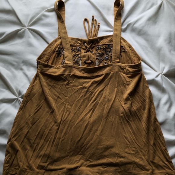 American Eagle Tank atop Size Small - Picture 2 of 3